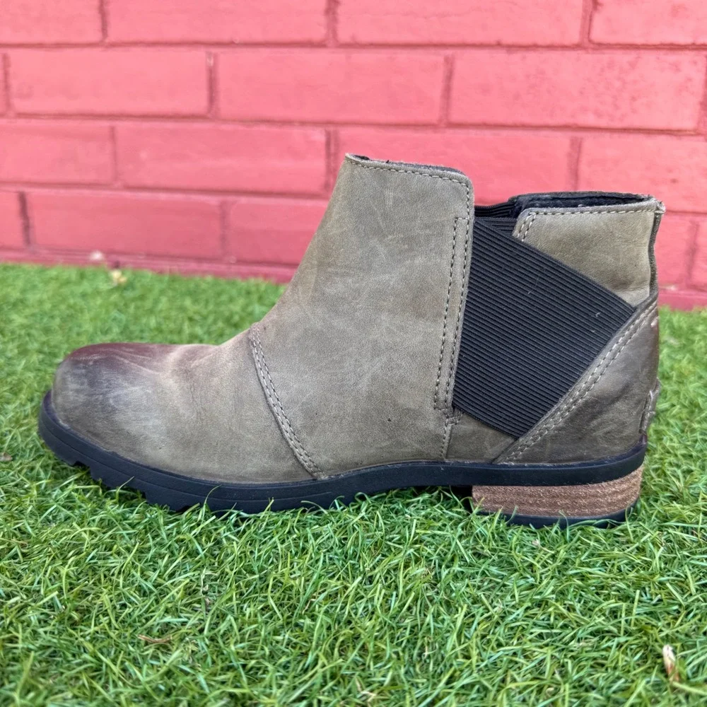 Sorel Emelie Chelsea Boots Womens 5.5 Waterproof‎ Quarry Leather NL2671-053